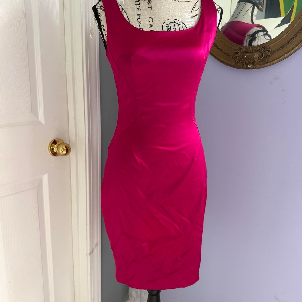 Hot pink (satin?) bodycon dress with zipper back